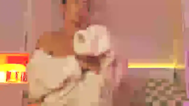 Leaaaaaaaaa online show from 12-08-24, 04:50