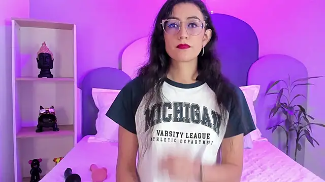 Snapshot of SophieGomez22 chatting on 02-03-26, 11:26 SophieGomez22 online show from 02-03-26, 11:26