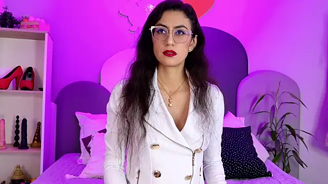 SophieGomez22 online show from 04-19-26, 11:11