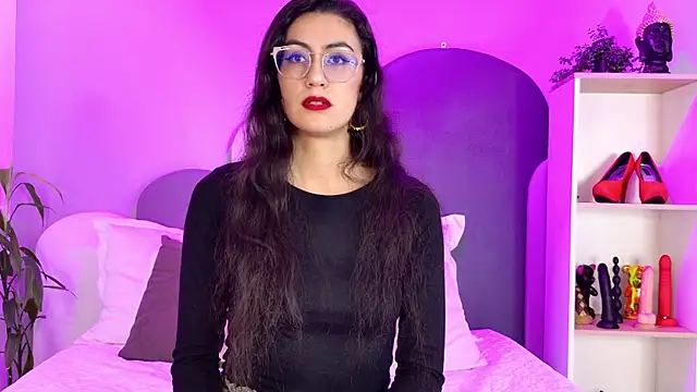 SophieGomez22 online show from 05-30-26, 11:16