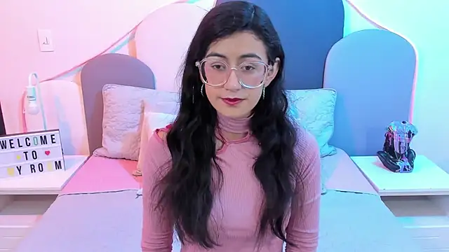 SophieGomez22 online show from 03-07-25, 11:29