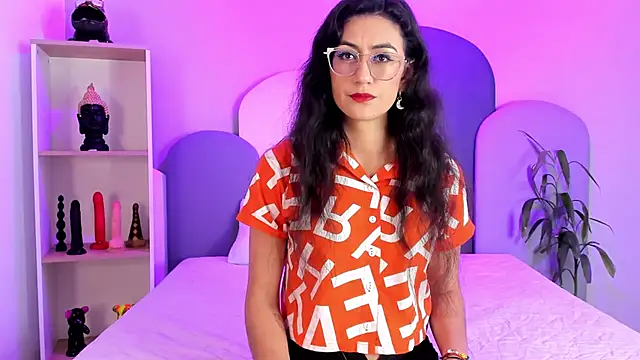 Snapshot of SophieGomez22 chatting on 02-27-26, 11:43 SophieGomez22 online show from 02-27-26, 11:43