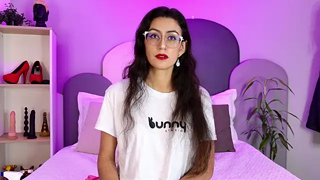 SophieGomez22 online show from 05-20-26, 11:18