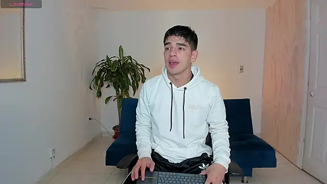 Ares Johnson online show from 10-09-25, 11:11