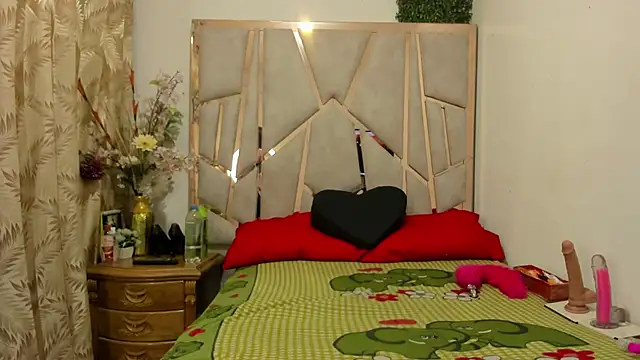 daniela casallas  online show from 03-10-26, 11:14