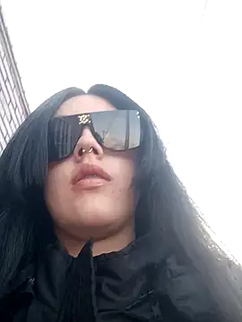 Snapshot of Mazikeen-- chatting on 01-07-25, 10:41 Mazikeen-- online show from 01-07-25, 10:41
