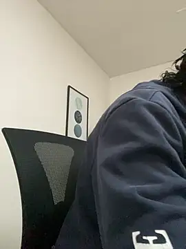 DanielGomez9 online show from 10-10-25, 03:35