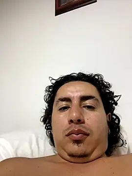 DanielGomez9 online show from 11-03-25, 02:28