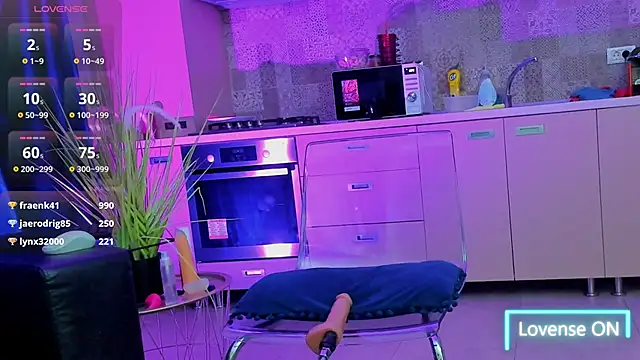 RosaCatalleya online show from 09-27-25, 04:13