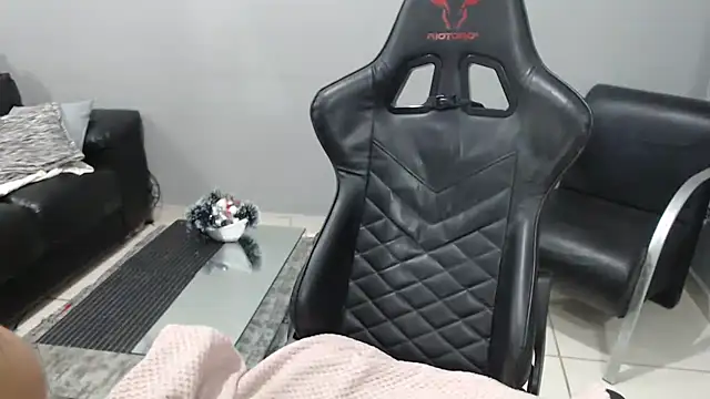 Livia Diaz online show from 01-13-26, 11:08