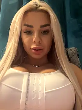 Snapshot of Russian_Ava chatting on 09-29-25, 07:41 Russian Ava online show from 09-29-25, 07:41