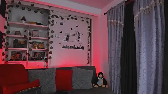 Couple muscle1 online show from 12-15-25, 10:37