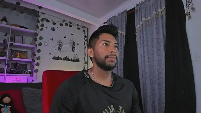 Couple muscle1 online show from 11-18-25, 10:13