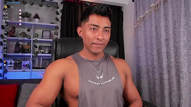 Couple muscle1 online show from 02-17-25, 01:55