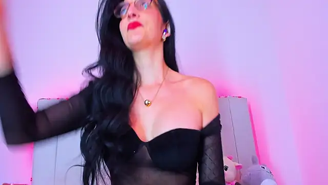 caro lyne  online show from 06-01-26, 05:45