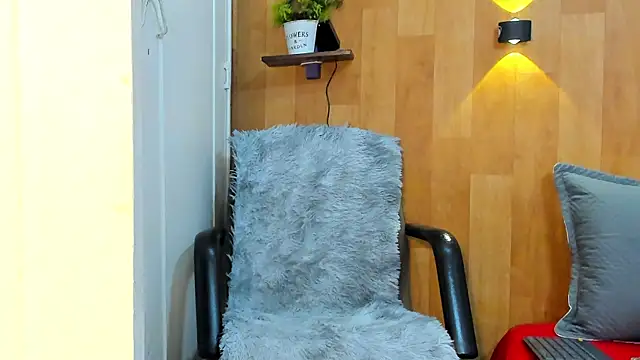 marianaa90 online show from 10-15-25, 06:38