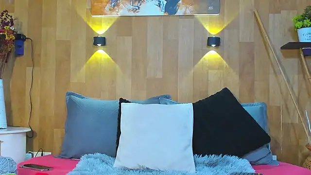 marianaa90 online show from 02-13-26, 04:18