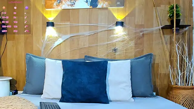 marianaa90 online show from 10-31-25, 02:13