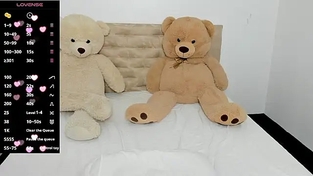 DarcieJane online show from 12-04-24, 06:44