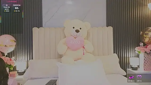 Madiee Rhea online show from 05-05-26, 07:50