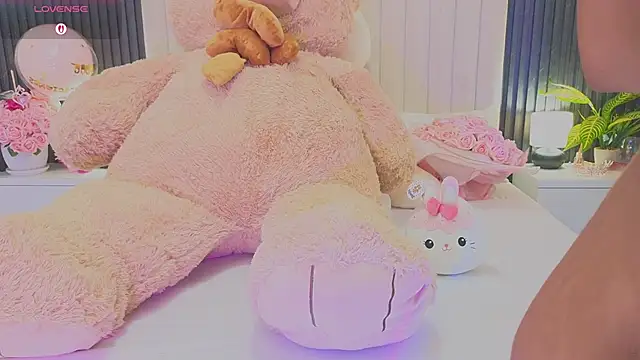 Madiee Rhea online show from 05-30-26, 07:52