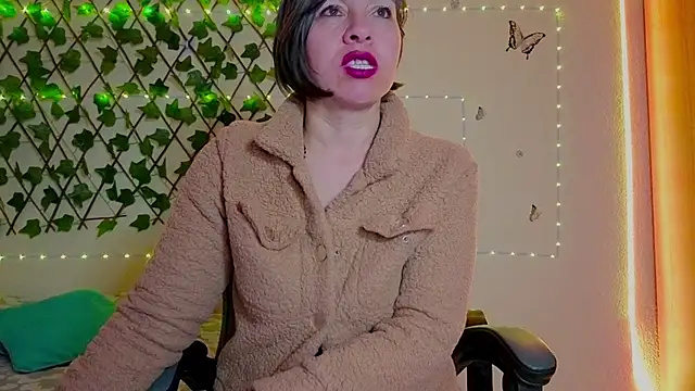 Lady breaks hearts online show from 10-29-25, 10:14