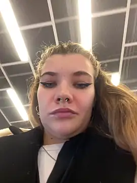 Holy Tereza online show from 12-16-25, 03:05