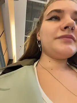 Holy Tereza online show from 05-23-26, 04:06