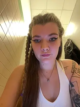 Holy Tereza online show from 11-18-25, 03:48