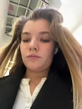 Holy Tereza online show from 03-19-25, 06:23