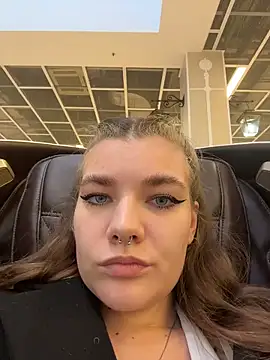 Holy Tereza online show from 04-15-26, 03:49