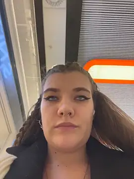 Snapshot of Holy_Tereza chatting on 03-03-26, 03:08 Holy Tereza online show from 03-03-26, 03:08