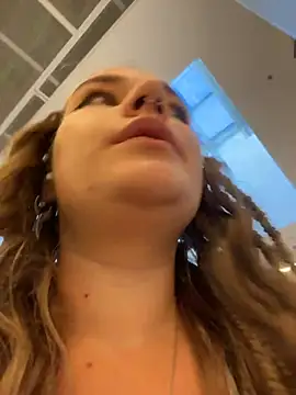 Holy Tereza online show from 07-18-26, 03:42