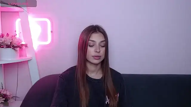 MilanaAngelAs online show from 07-17-26, 04:53