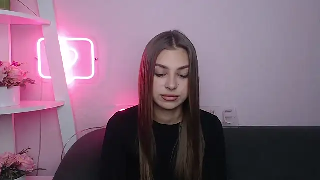 Snapshot of MilanaAngelAs chatting on 10-03-25, 04:36 MilanaAngelAs online show from 10-03-25, 04:36