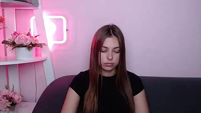 MilanaAngelAs online show from 06-25-26, 05:12