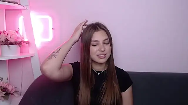 MilanaAngelAs online show from 06-28-26, 05:03