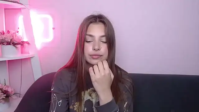 MilanaAngelAs online show from 07-11-26, 04:57