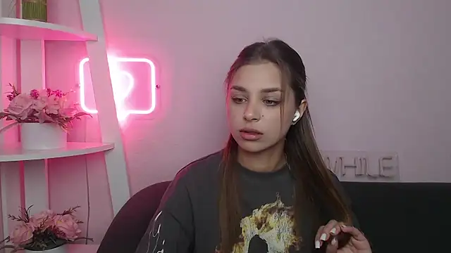 MilanaAngelAs online show from 12-16-25, 08:35