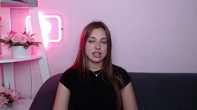 MilanaAngelAs online show from 06-25-26, 04:43