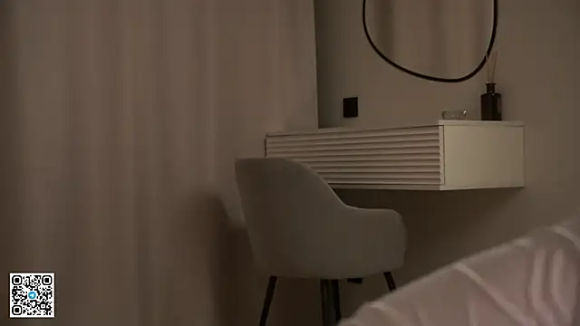 CarmenMoore26 online show from 03-04-26, 08:49