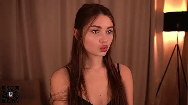 CarmenMoore26 online show from 03-14-25, 09:21