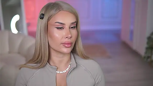 EvaZane online show from 02-02-26, 08:41