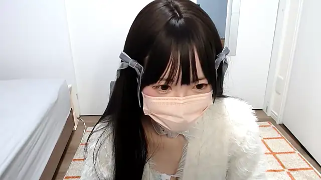 Snapshot of _mi_tsu_ki_ chatting on 02-23-25, 04:28 mi tsu ki online show from 02-23-25, 04:28