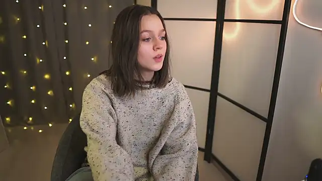 Addelin Moon online show from 01-18-25, 07:26