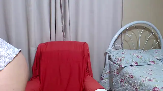 Snapshot of casadainocente chatting on 03-15-25, 02:35 casadainocente online show from 03-15-25, 02:35