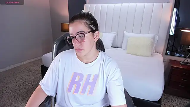 vanity sex online show from 09-11-25, 11:32