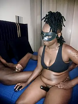 KikiLovesD online show from 11-13-25, 07:56