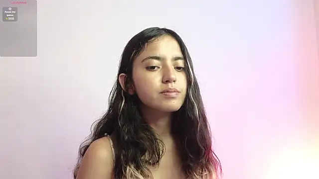 Snapshot of ViolettaSummer chatting on 03-01-25, 10:31 ViolettaSummer online show from 03-01-25, 10:31