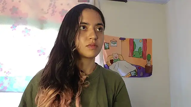 Snapshot of ViolettaSummer chatting on 01-13-25, 03:26 ViolettaSummer online show from 01-13-25, 03:26